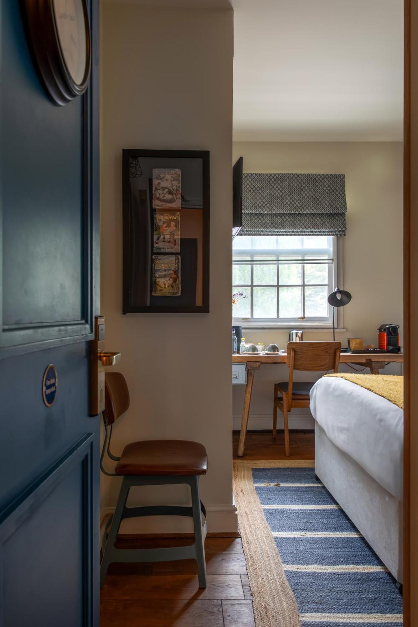 Inn The Pilot 3*